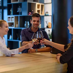 Novotel Hauptbahnhof **** וינה