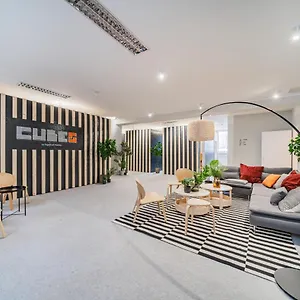  Hôtel capsule Cubes By Tegetthoff