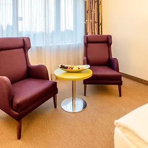 Plaza Premium **** וינה