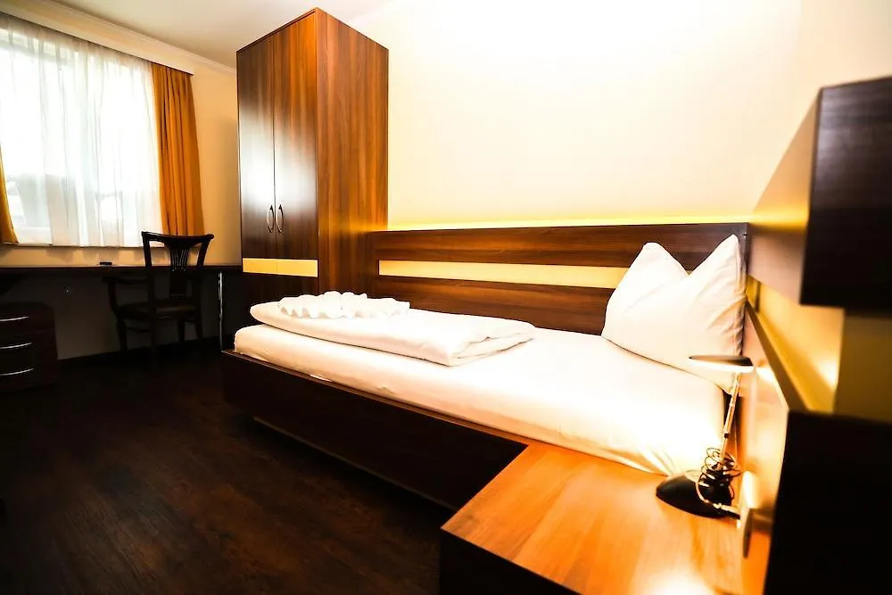 וינה Primus Hotel & Apartments