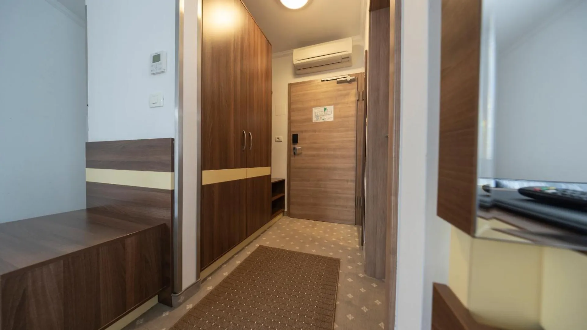 וינה Primus Hotel & Apartments