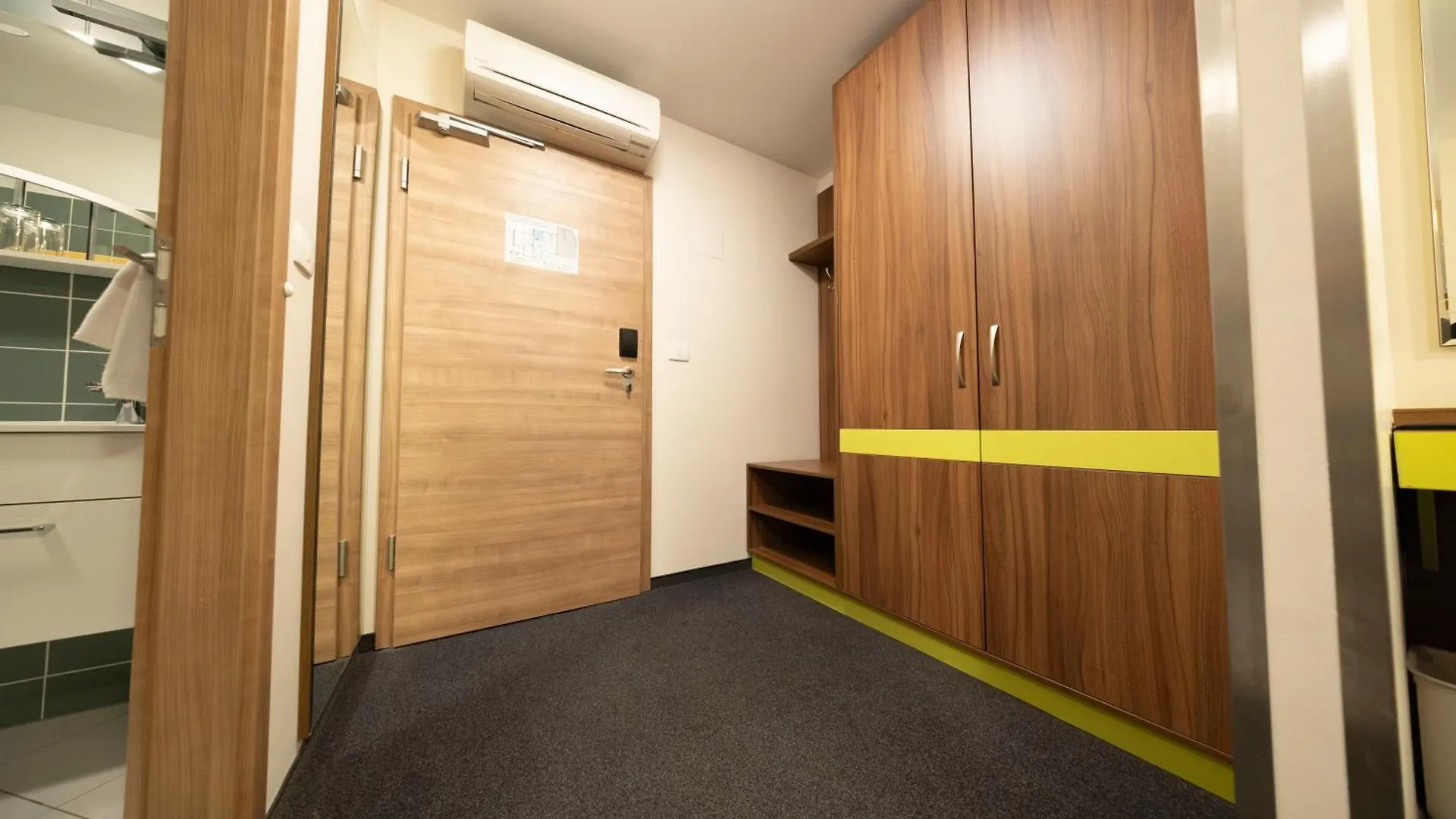 וינה Primus Hotel & Apartments