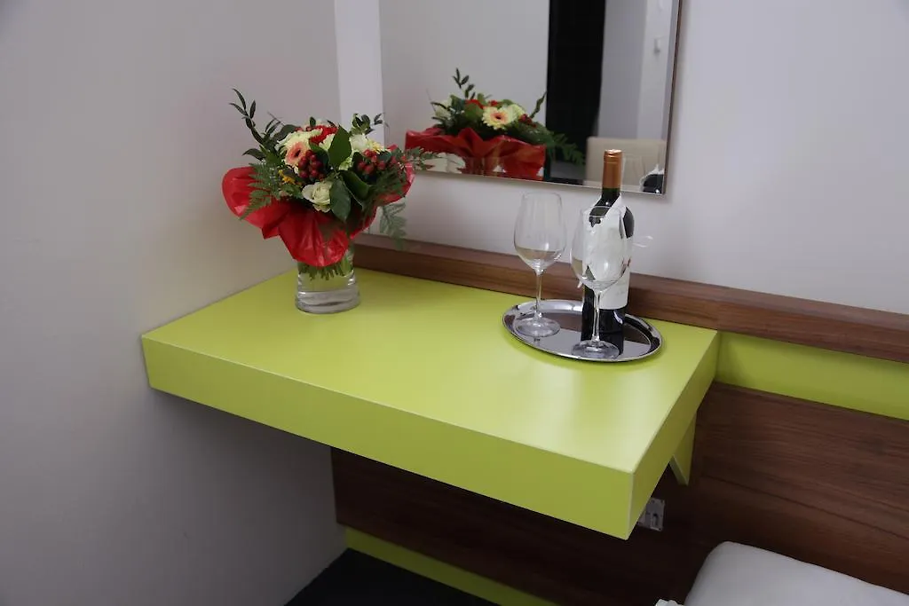 וינה Primus Hotel & Apartments