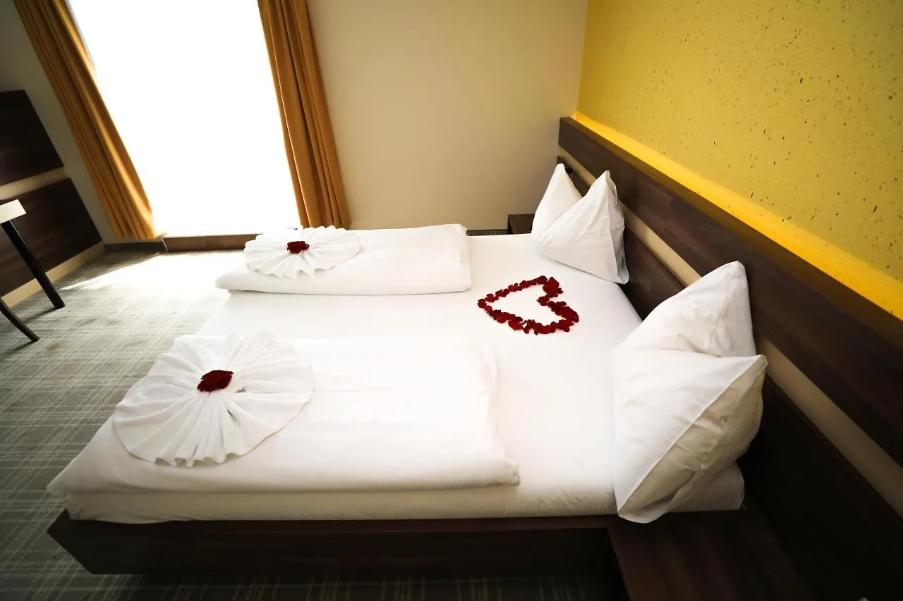 וינה Primus Hotel & Apartments
